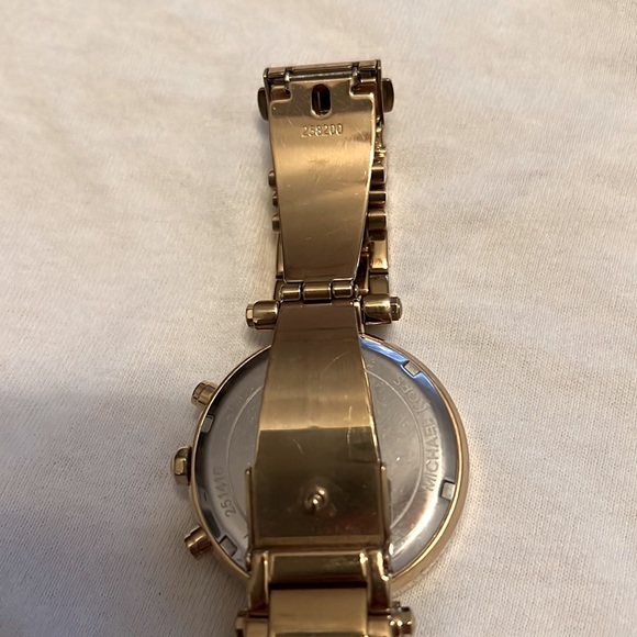 Michael Kors watch. Works good and has a new battery. main image 4